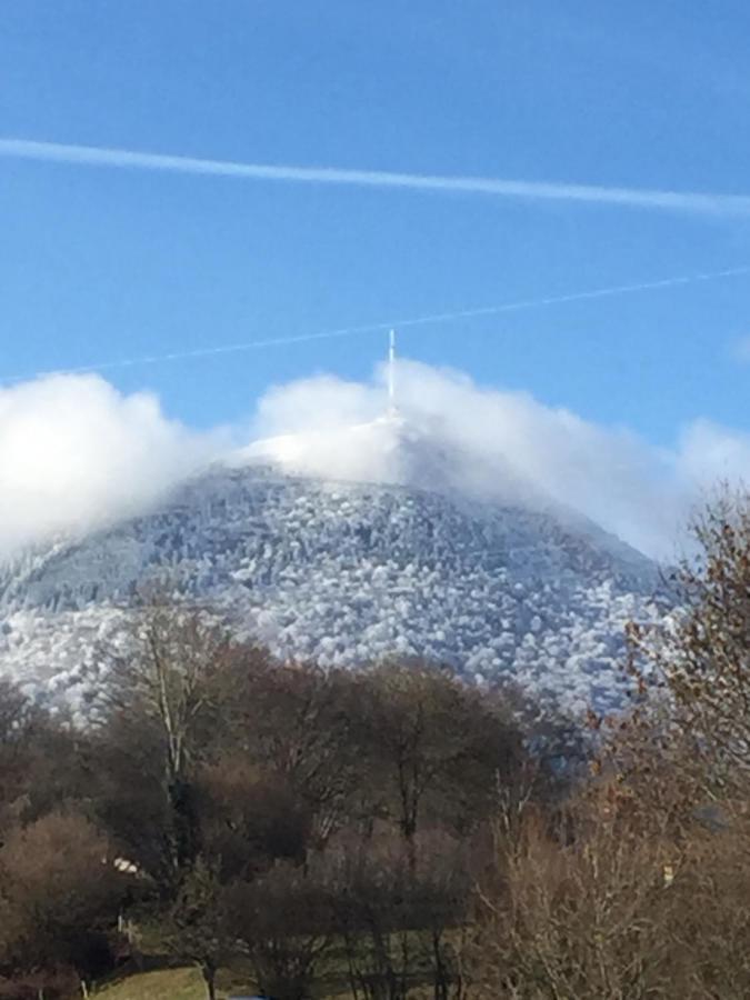 مبيت وإفطار أورسين Cote Puy-De Dome المظهر الخارجي الصورة